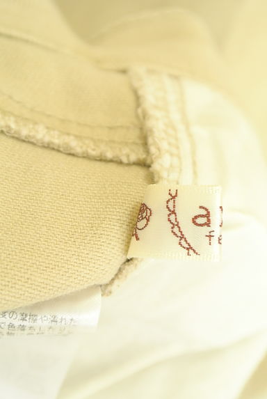 axes femme（アクシーズファム）の古着「花刺繍入りベージュデニムパンツ（デニムパンツ）」大画像６へ