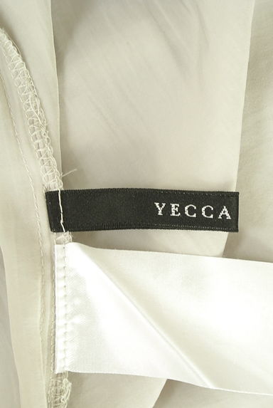 YECCA VECCA（イェッカヴェッカ）の古着「微光沢シアーブラウス（カットソー・プルオーバー）」大画像６へ
