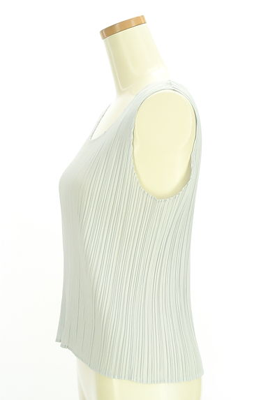 PLEATS PLEASE（プリーツプリーズ）の古着「プリーツ光沢ノースリトップス（カットソー・プルオーバー）」大画像３へ