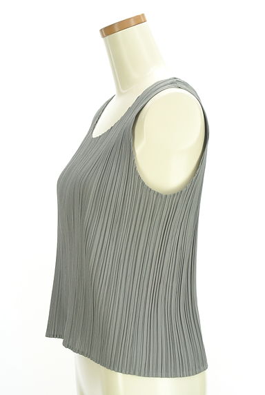 PLEATS PLEASE（プリーツプリーズ）の古着「光沢プリーツトップス（カットソー・プルオーバー）」大画像３へ