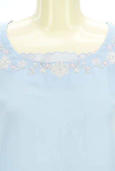 MISCH MASCH（ミッシュマッシュ）の古着「花柄刺繍レース入りノースリカットソー（カットソー・プルオーバー）」大画像４へ