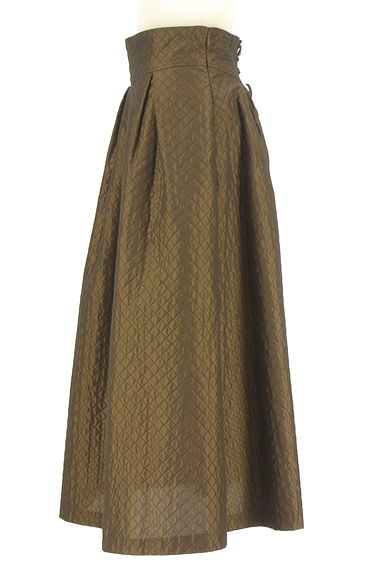 Apuweiser riche（アプワイザーリッシェ）の古着「タック入りキルティングロングスカート（ロングスカート・マキシスカート）」大画像３へ