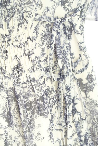 PROPORTION BODY DRESSING（プロポーションボディ ドレッシング）の古着「ボウタイ付き花柄シフォンワンピース（ワンピース・チュニック）」大画像５へ