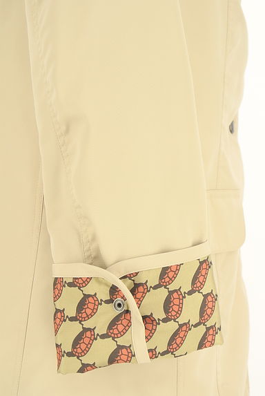 HIROKO KOSHINO（ヒロココシノ）の古着「HIROKO KOSHINO TRUNK 中綿入りロングコート（コート）」大画像５へ