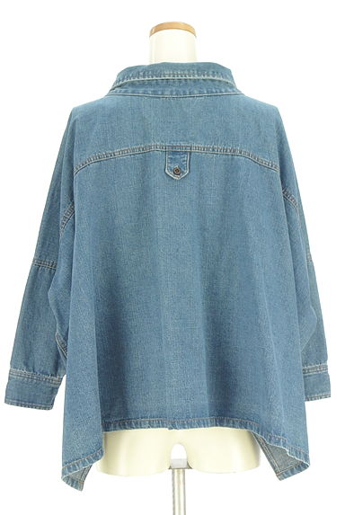antiqua（アンティカ）の古着「オーバーシルエットデニムシャツ（ジャケット）」大画像２へ