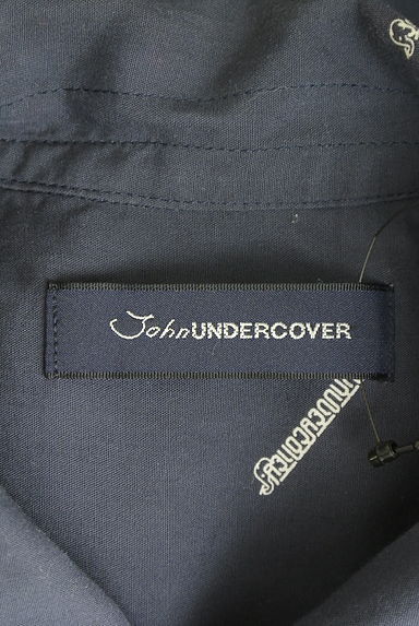 UNDERCOVER（アンダーカバー）の古着「オープンカラーロゴシャツ（カジュアルシャツ）」大画像６へ