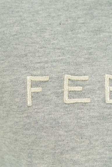 MOGA（モガ）の古着「feerique ラメロゴ刺繍Tシャツ（Ｔシャツ）」大画像５へ