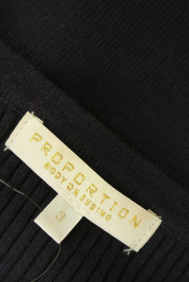 PROPORTION BODY DRESSING（プロポーションボディ ドレッシング）の古着「刺しゅうニットカーデ+膝上スカートセット（セットアップ（ジャケット＋スカート））」大画像６へ