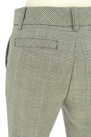 NATURAL BEAUTY BASIC（ナチュラルビューティベーシック）の古着「グレンチェック柄クロップド丈テーパードパンツ（パンツ）」大画像５へ