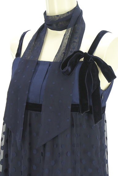 INDIVI（インディヴィ）の古着「ドットシフォンキャミワンピース（キャミワンピース）」大画像４へ