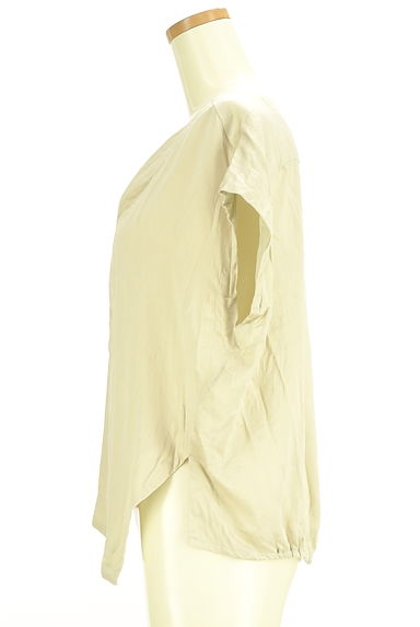 Pas de calais（パドカレ）の古着「キーネックシルクブラウス（カットソー・プルオーバー）」大画像３へ