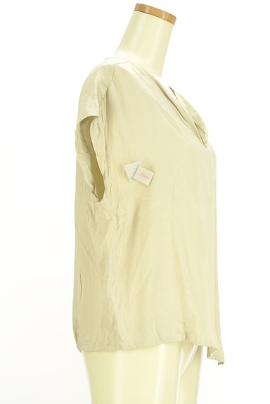 Pas de calais（パドカレ）の古着「キーネックシルクブラウス（カットソー・プルオーバー）」大画像４へ