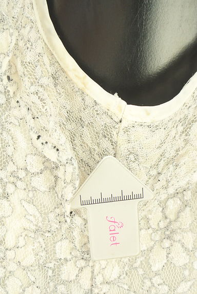 JILL by JILLSTUART（ジルバイジルスチュアート）の古着「総レースボウタイブラウス（カットソー・プルオーバー）」大画像５へ