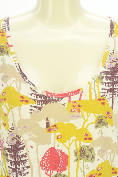 TSUMORI CHISATO（ツモリチサト）の古着「Uネック柄Tシャツ（Ｔシャツ）」大画像４へ