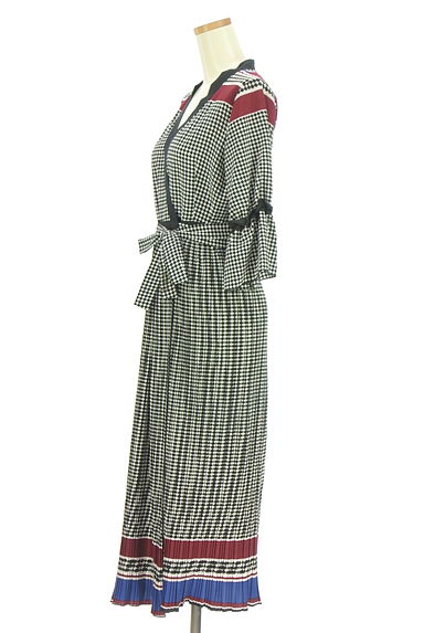 antiqua（アンティカ）の古着「patterntorso カシュクールロングワンピース（ワンピース・チュニック）」大画像３へ