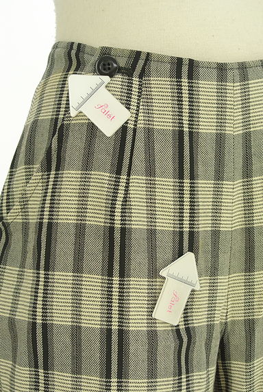 LAUTREAMONT（ロートレアモン）の古着「ハイウエストショートパンツ（ショートパンツ・ハーフパンツ）」大画像５へ