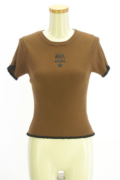 MARY QUANT（マリークワント）の古着「PUBLUXコラボ ブランドロゴ刺繍入り半袖リブニットトップス（ニット）」大画像１へ