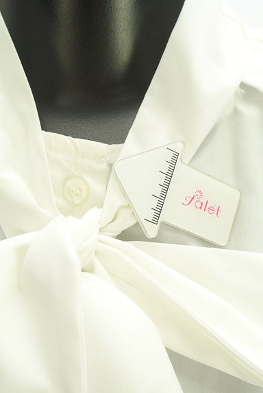 La boutique BonBon（ラブティックボンボン）の古着「パフスリーブボウタイブラウス（ブラウス）」大画像５へ