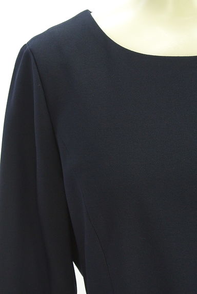 NATURAL BEAUTY BASIC（ナチュラルビューティベーシック）の古着「同素材ベルト付きワンピース（ワンピース・チュニック）」大画像４へ