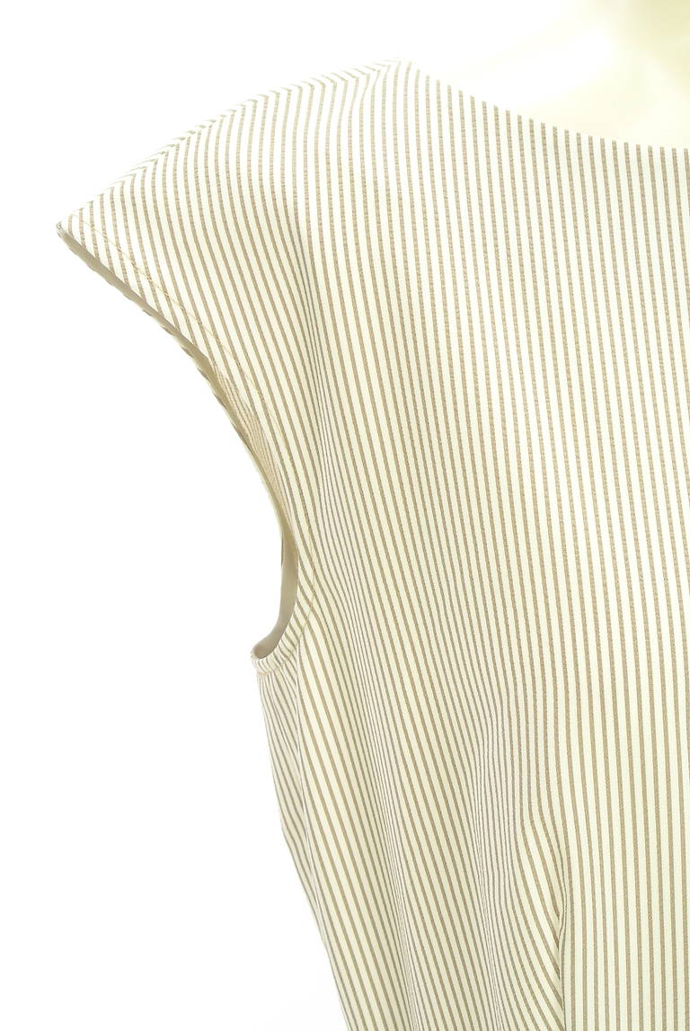 NATURAL BEAUTY BASIC（ナチュラルビューティベーシック）の古着「商品番号：PR10330634」-大画像4