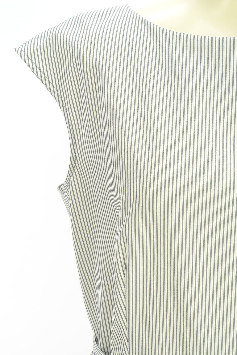 NATURAL BEAUTY BASIC（ナチュラルビューティベーシック）の古着「商品番号：PR10330635」-大画像4