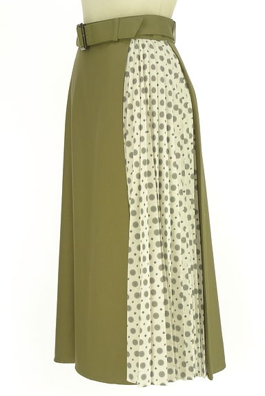 クリックで大画像表示 NATURAL BEAUTY BASIC(ナチュラルビューティベーシック)の古着「プリーツ別地切替ロングスカート(ロングスカート・マキシスカート)」大画像3へ