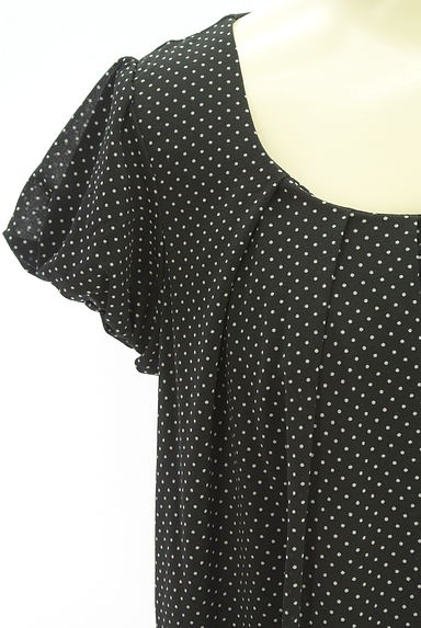 NATURAL BEAUTY BASIC（ナチュラルビューティベーシック）の古着「半袖ドット柄シフォンワンピース（ワンピース・チュニック）」大画像５へ