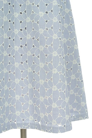 NATURAL BEAUTY BASIC（ナチュラルビューティベーシック）の古着「フレンチスリーブ花柄刺しゅうワンピース（ワンピース・チュニック）」大画像５へ
