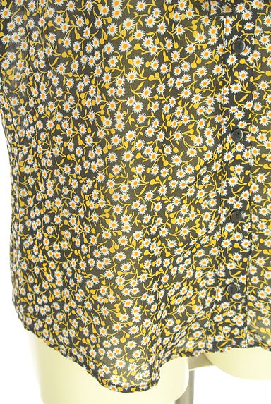 NARA CAMICIE（ナラカミーチェ）の古着「フリル入りフレンチスリーブ花柄ブラウス（ブラウス）」大画像５へ