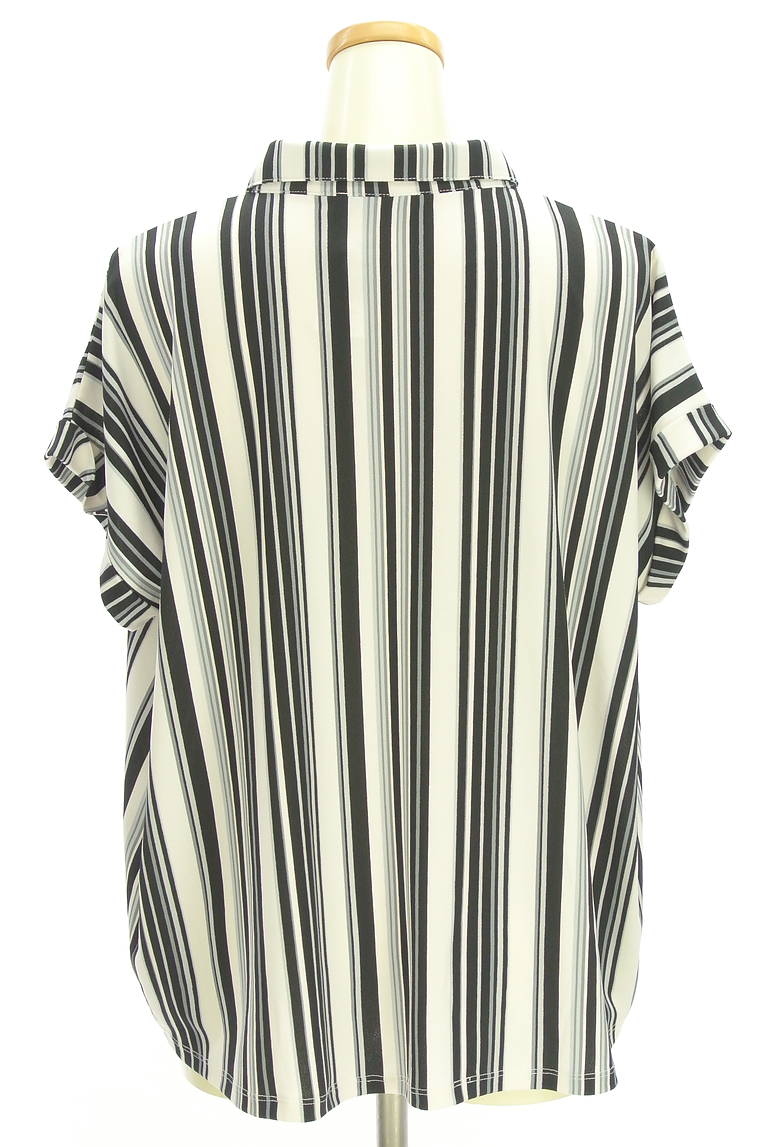 NARA CAMICIE（ナラカミーチェ）の古着「商品番号：PR10330653」-大画像2