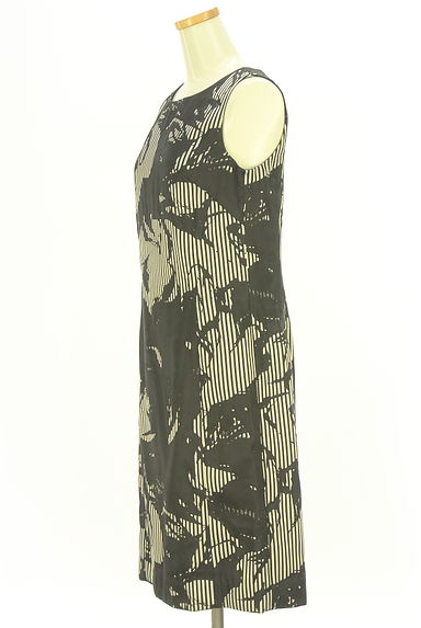 GEORGES RECH（ジョルジュレッシュ）の古着「膝下丈モノトーンワンピース（ワンピース・チュニック）」大画像３へ
