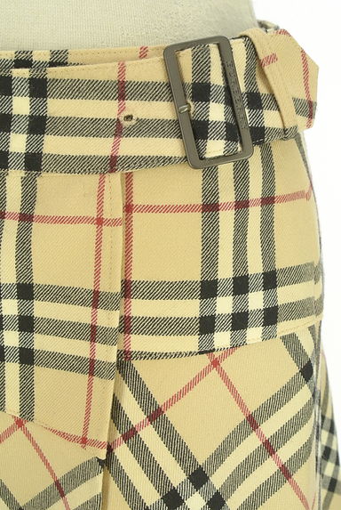 BURBERRY（バーバリー）の古着「チェック柄ミディラップスカート（スカート）」大画像４へ