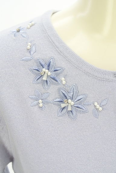 LAISSE PASSE（レッセパッセ）の古着「花刺繍パールボタンニットカーディガン（カーディガン・ボレロ）」大画像４へ