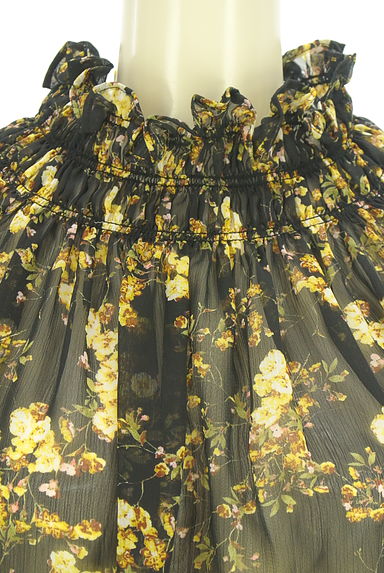 YECCA VECCA（イェッカヴェッカ）の古着「花柄シアーブラウス（カットソー・プルオーバー）」大画像４へ