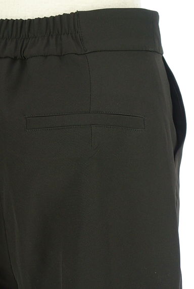 PROPORTION BODY DRESSING（プロポーションボディ ドレッシング）の古着「パールボタン付きテーパードパンツ（パンツ）」大画像５へ