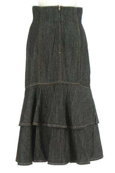 PROPORTION BODY DRESSING（プロポーションボディ ドレッシング）の古着「後ろティアードフリルロングデニムスカート（ロングスカート・マキシスカート）」大画像２へ