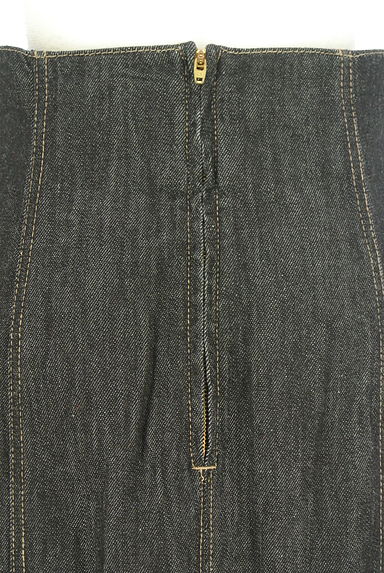 PROPORTION BODY DRESSING（プロポーションボディ ドレッシング）の古着「後ろティアードフリルロングデニムスカート（ロングスカート・マキシスカート）」大画像４へ