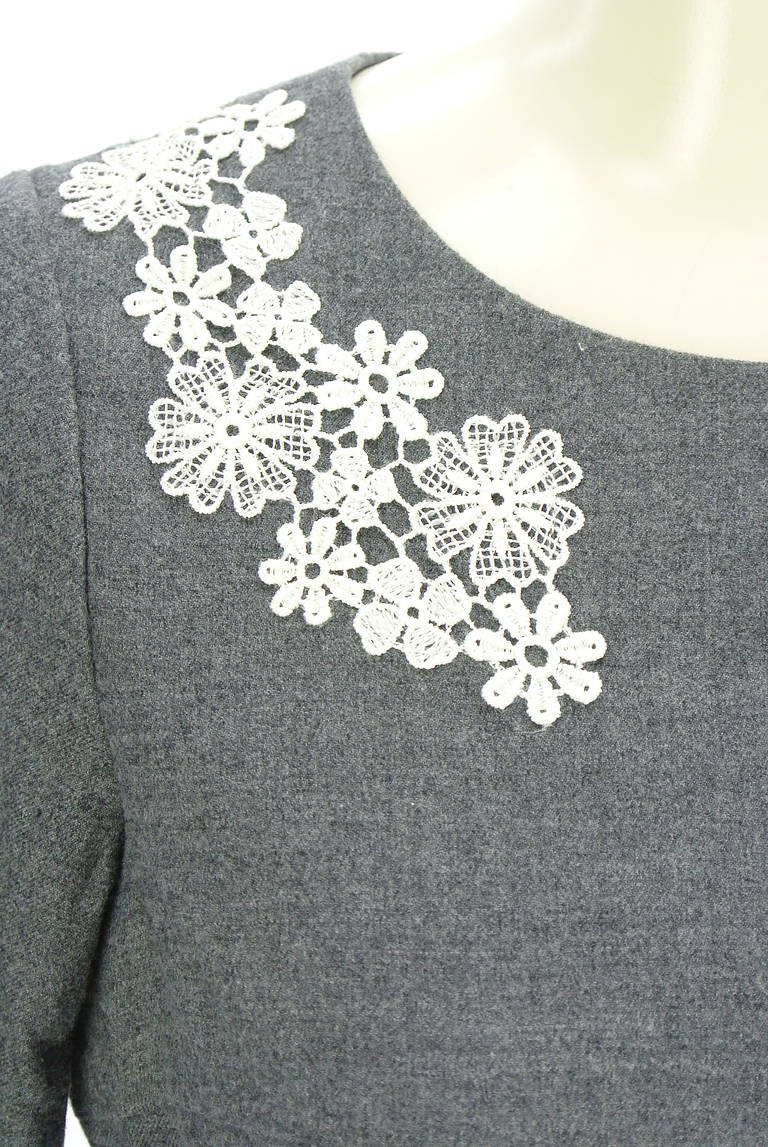 Couture Brooch（クチュールブローチ）の古着「商品番号：PR10331222」-大画像4