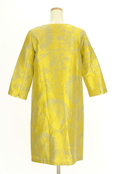 MAX MARA（マックスマーラ）の古着「ノーカラー光沢ロングコート（コート）」大画像２へ