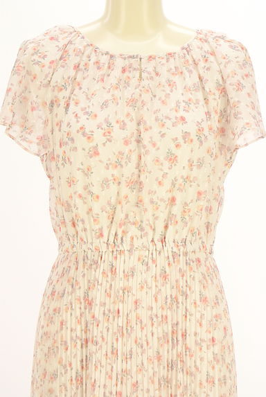 anySiS（エニィスィス）の古着「小花柄フレンチスリーブシフォンワンピース（ワンピース・チュニック）」大画像４へ