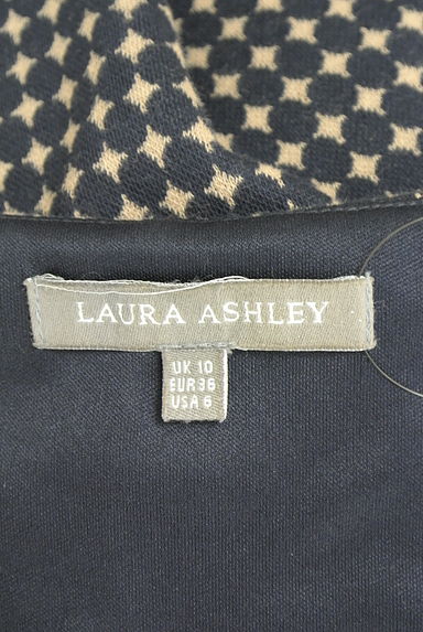 Laura Ashley（ローラアシュレイ）の古着「膝上丈ニットワンピース（ワンピース・チュニック）」大画像６へ
