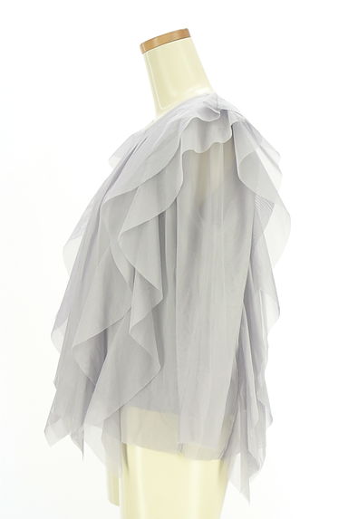La boutique BonBon（ラブティックボンボン）の古着「ラッフルフリルチュールトップス（カットソー・プルオーバー）」大画像３へ
