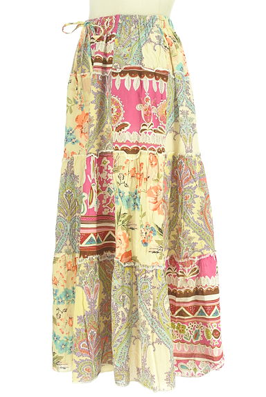 BEAMS Women's（ビームス　ウーマン）の古着「Ray BEAMS 花柄パッチワークスカート（ロングスカート・マキシスカート）」大画像３へ