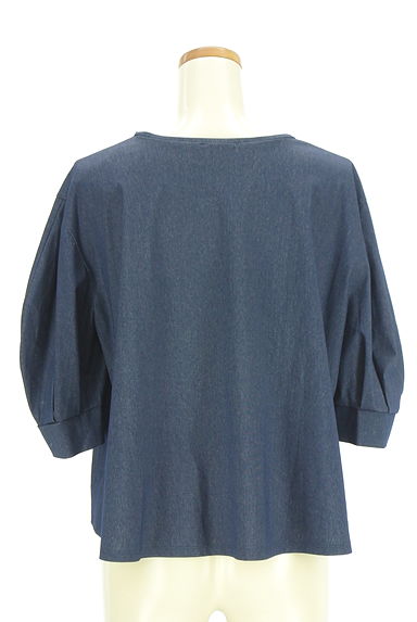 UNITED ARROWS（ユナイテッドアローズ）の古着「パフスリーブストレッチカットソー（カットソー・プルオーバー）」大画像２へ