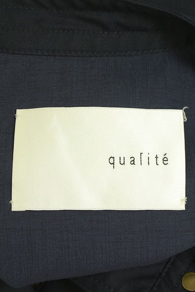 qualite（カリテ）アウター買取実績のブランドタグ画像