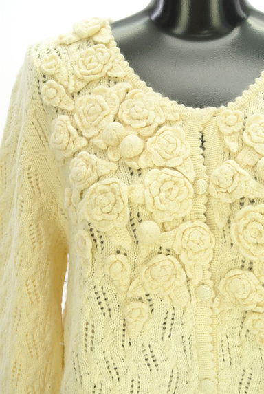 INGEBORG（インゲボルグ）の古着「立体花刺繍ニットカーディガン（カーディガン・ボレロ）」大画像４へ