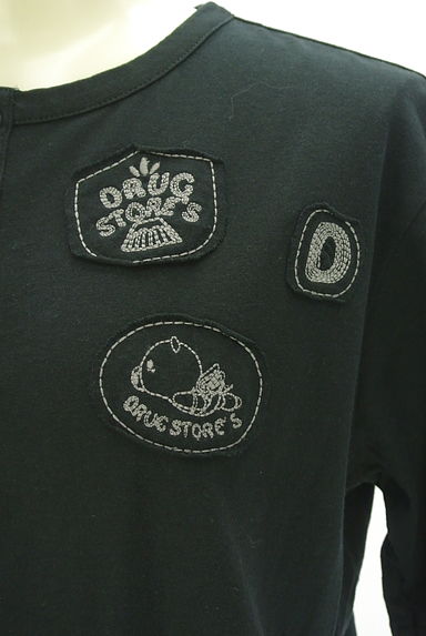 クリックで大画像表示 drug store's(ドラッグストアーズ)の古着「刺繍入りヘンリーネックカットソー(カットソー・プルオーバー)」大画像5へ