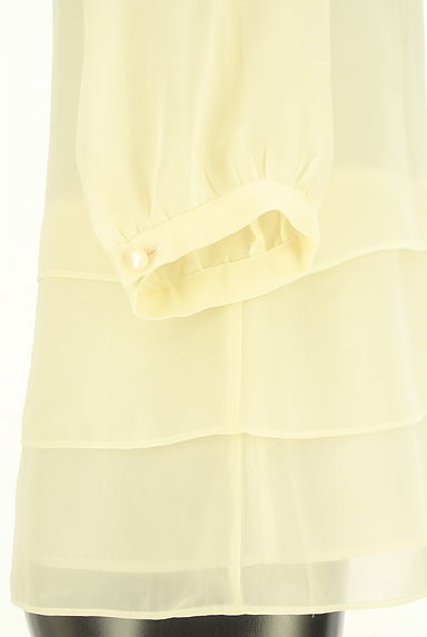 NATURAL BEAUTY BASIC（ナチュラルビューティベーシック）の古着「5分袖ティアードシフォンブラウス（カットソー・プルオーバー）」大画像４へ