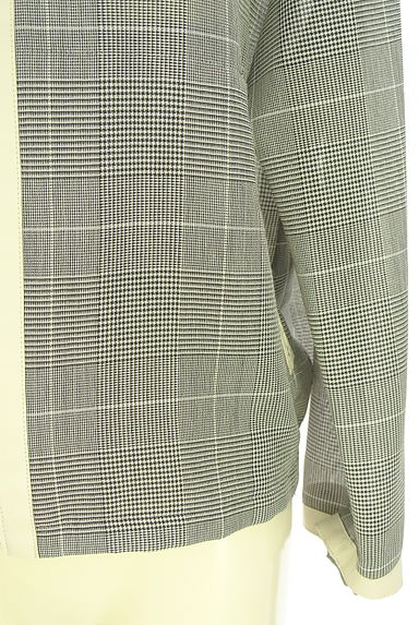 COMME CA（コムサ）の古着「KT KIYOKO TAKASE シアーチェックブルゾン（ブルゾン・スタジャン）」大画像５へ