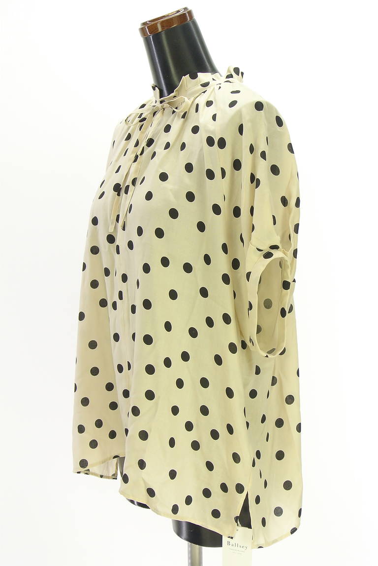 TOMORROWLAND（トゥモローランド）の古着「商品番号：PR10332975」-大画像3